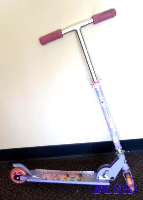 lot 15 image: Disney Princess two wheel Scooter Purple and Pink