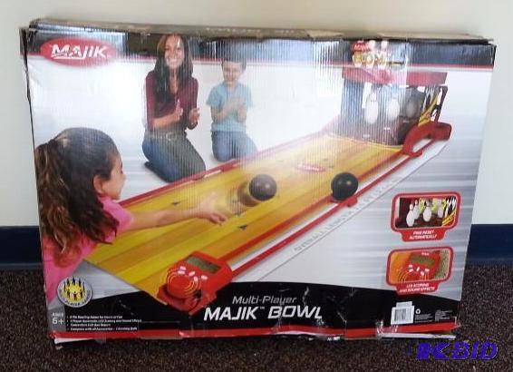 lot 8 image: Majik Bowl Indoor Game for Multi Player
