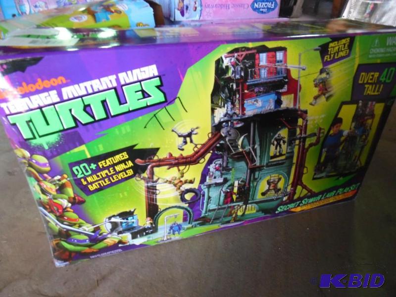lot T17 image: Teenage Mutant Ninja Turtle Lair -40" ta...