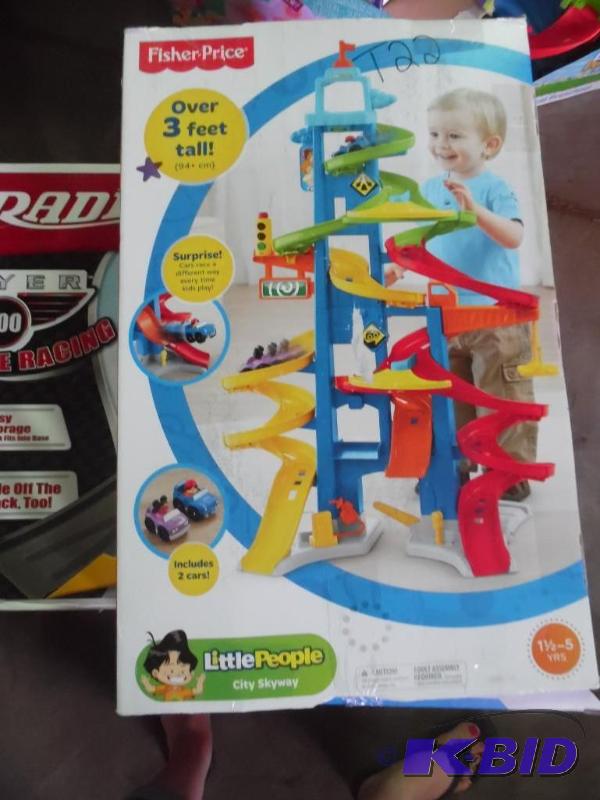 lot T22 image: Fisher&nbspPrice Lil People Skyway -Over 3 ...