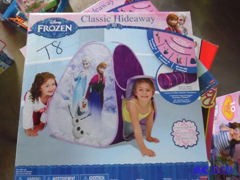 lot T8 image: Frozen Classic Hideaway...