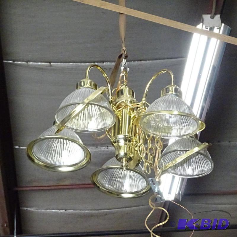 New display model bright brass with fluted gl...