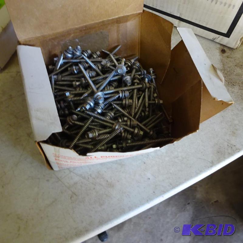 lot 100 image: 5 Lb Box of 2 Inch Pole Barn Screws 2 12...
