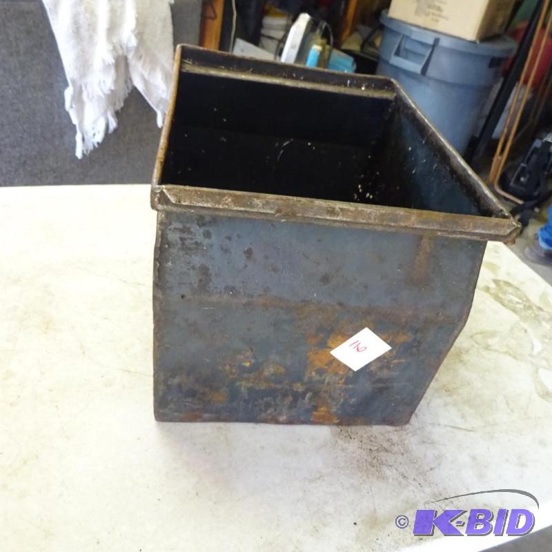 lot 110 image: 8 X 11 X 8 Metal Stacking Bin,Great For Bolts...