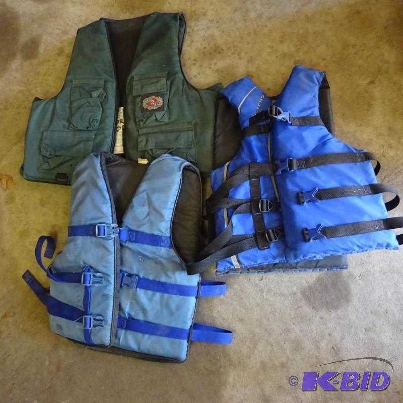 lot 112 image: 3 Life Jackets, Adult Oversize, Adult Large, ...