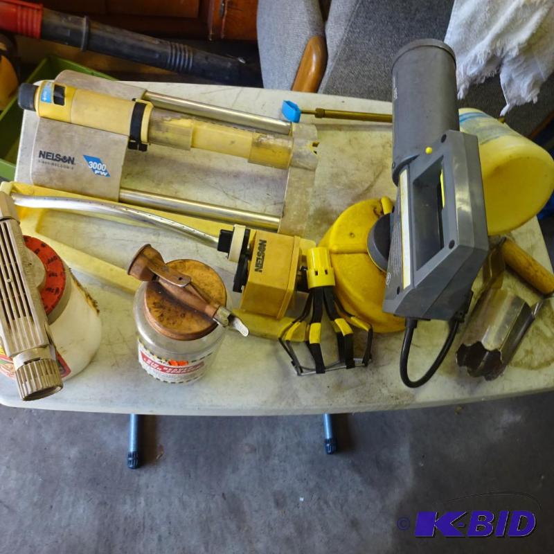 lot 115 image: Bug Killer, Sprinklers, Garden Sprayers, Bulb...