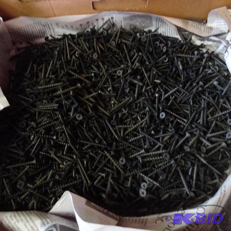 lot 125 image: SHeet Rock Screws 1 12...