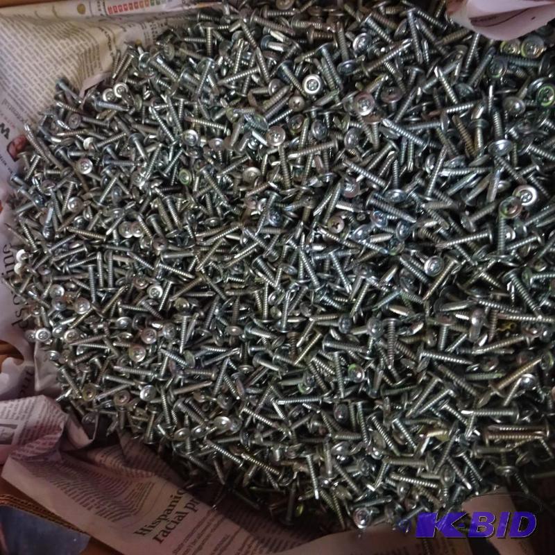 lot 127 image: 1&quot Self Tapping Screws...