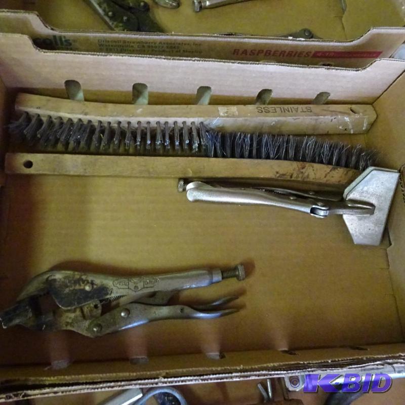 lot 143 image: 2 Vise Grips and 2 Wire Brushes...