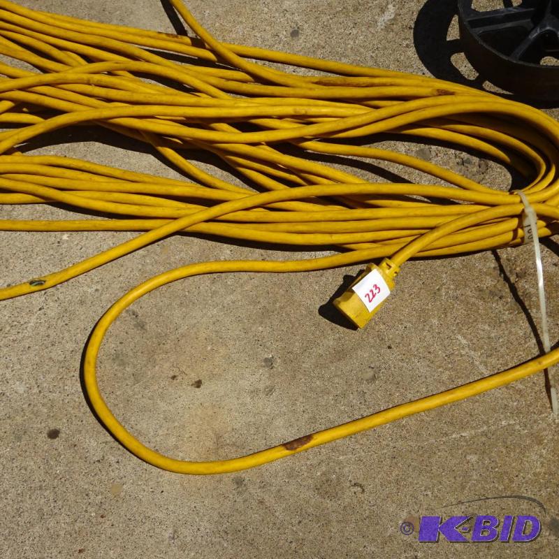 lot 223 image: Heavy Duty Extension Cord 100...