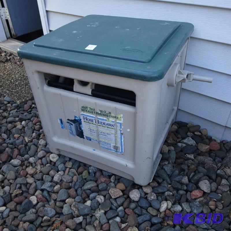 lot 47 image: Suncast Hose Reel...