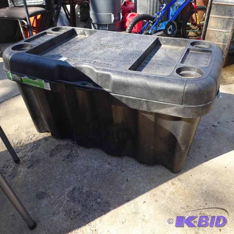 lot 57 image: Green Horizon 45 Gal Tote. Power Packer...