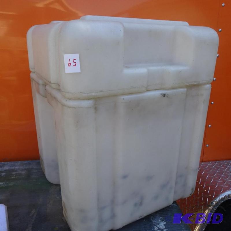 lot 65 image: Plastic Tote with Lid 15 X 15 X 20...