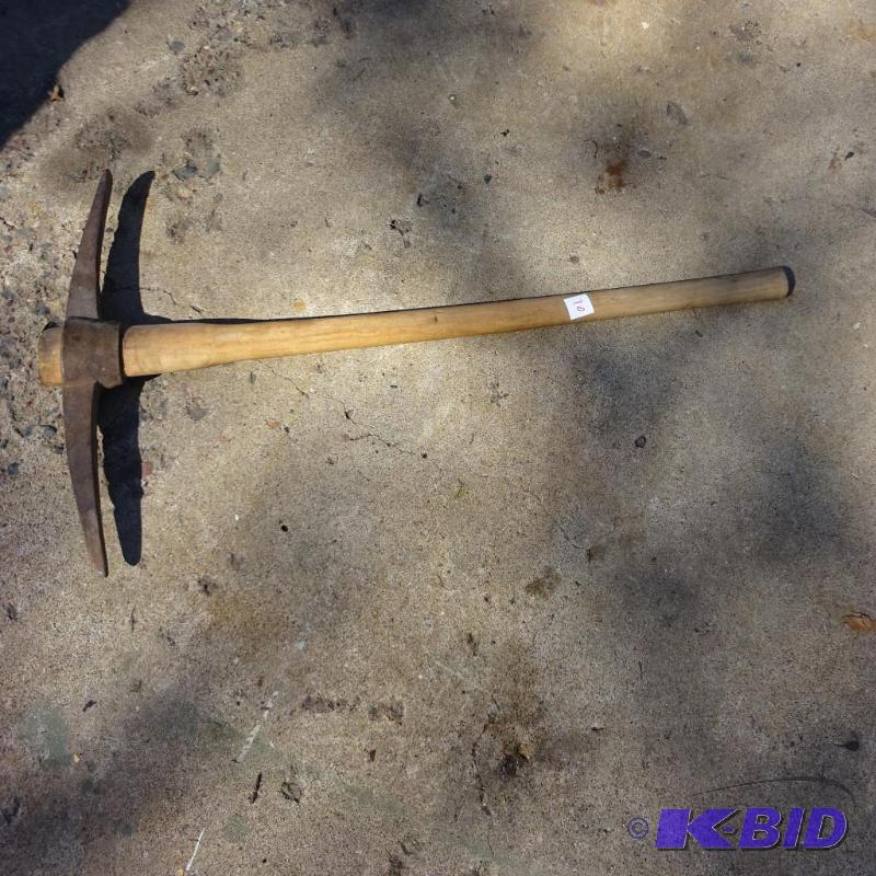 lot 70 image: Pick Axe...