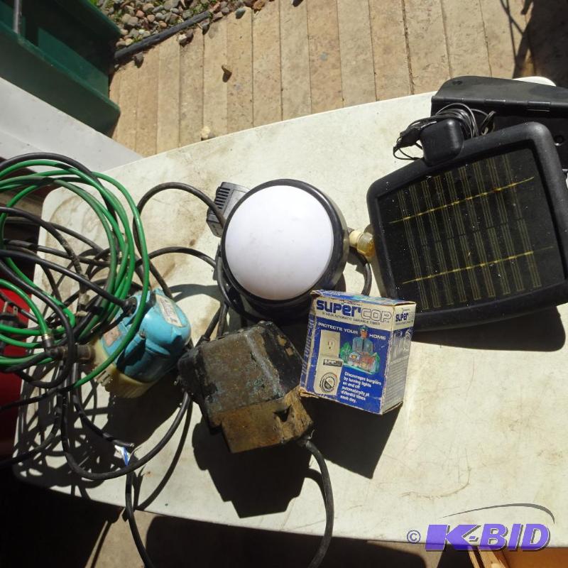 lot 83 image: SOlar Charger, Mini Pumps,Intermatic Timer...