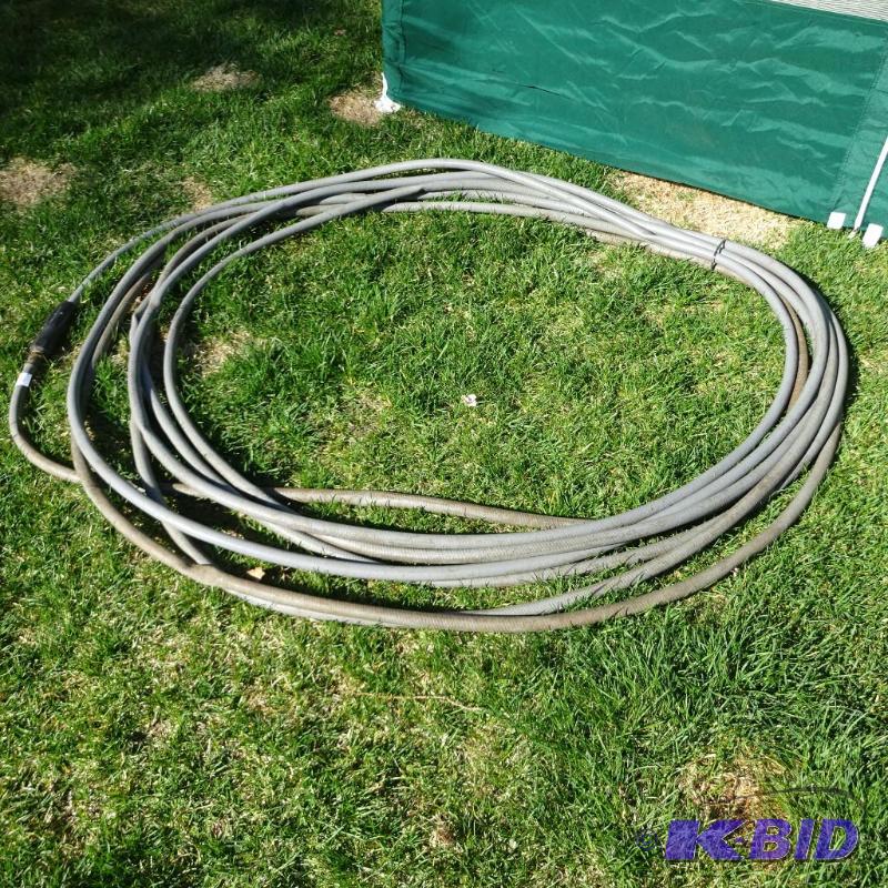 lot 9 image: Approx 100 Water Hose...