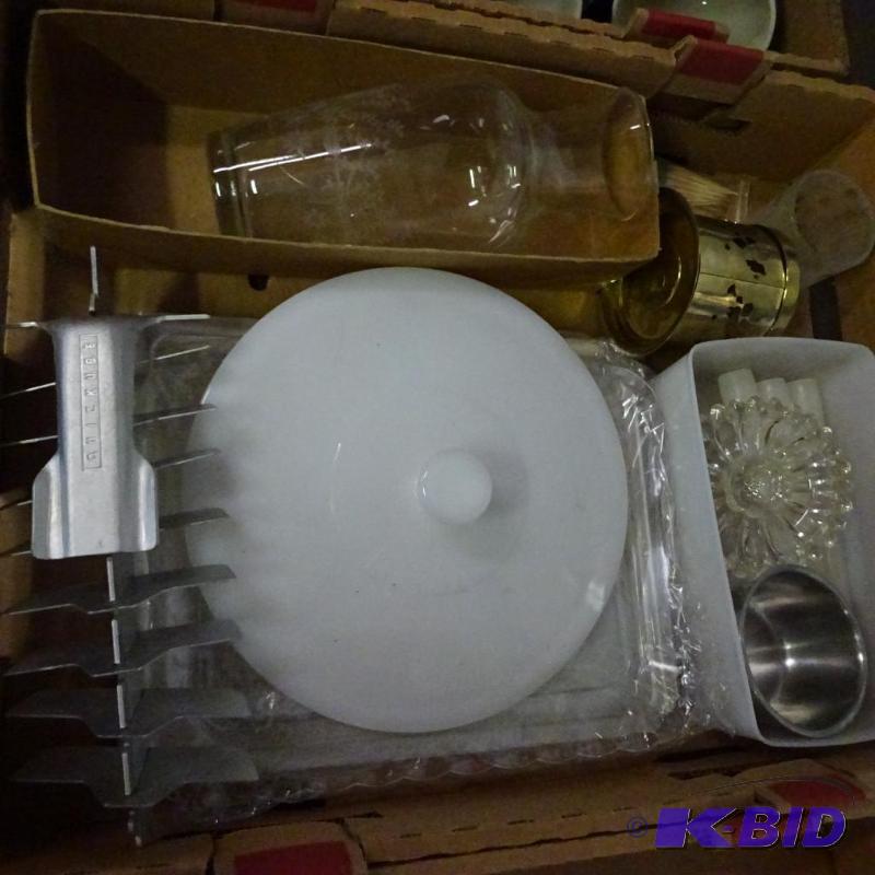 lot 134 image: Candles, Vase, Plastic Serving Tray and MOre...