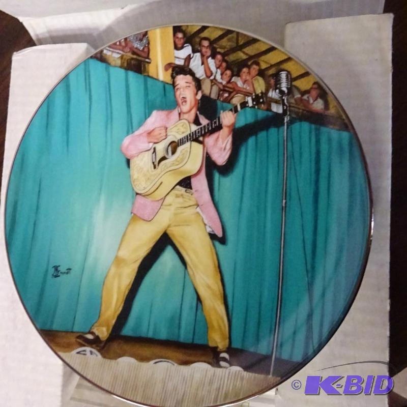 lot 141 image: Delphi Elvis Collector Plate, Comes with Cert...