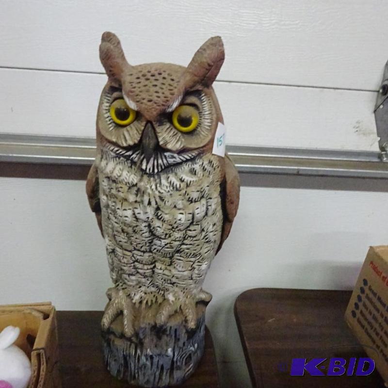 lot 157 image: Plastic Owl for Scaring Away Birds...