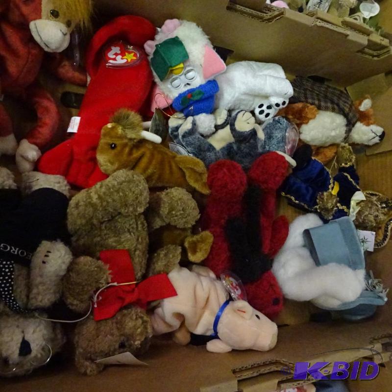 lot 159 image: 13 Collectible Stuffed Animals...