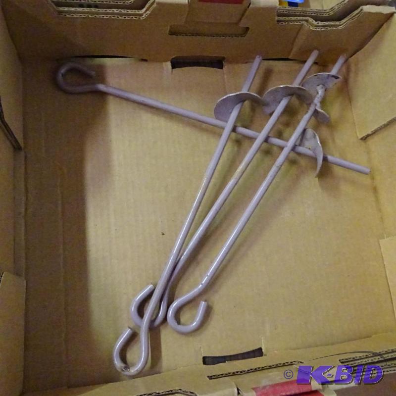 lot 164 image: Screw In Anchors...