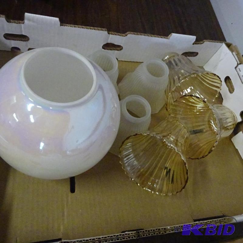 lot 180 image: Misc Glass Globes...