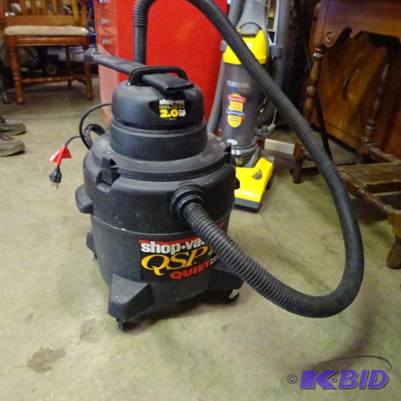 lot 21 image: Shopvac 2.0 Gp Shop Vac. Works...