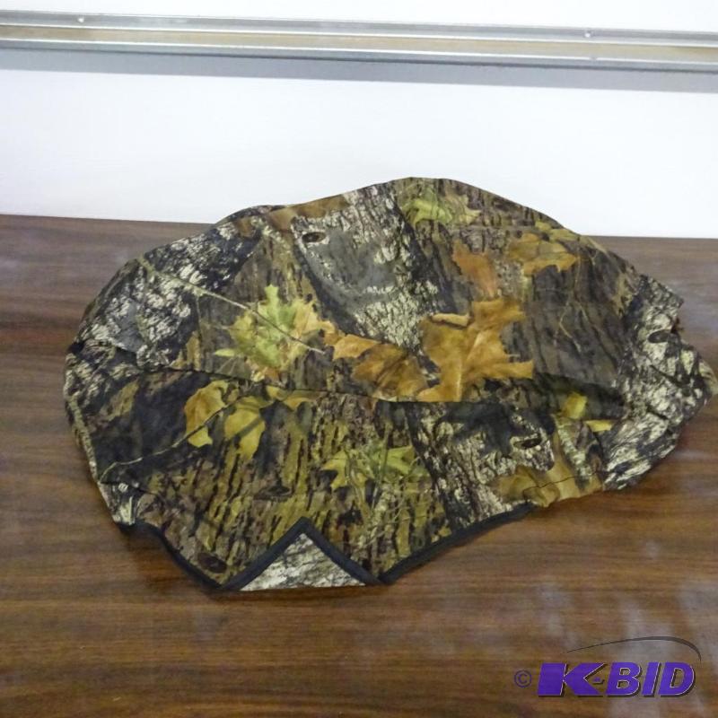 lot 31 image: SeatCover Mossy Oak Trail Buck. John Deere 4 ...