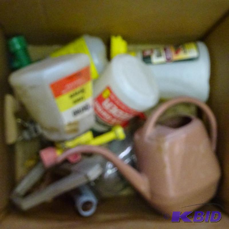 lot 54 image: Lawn and Garden Sprayers and Sprinkler...