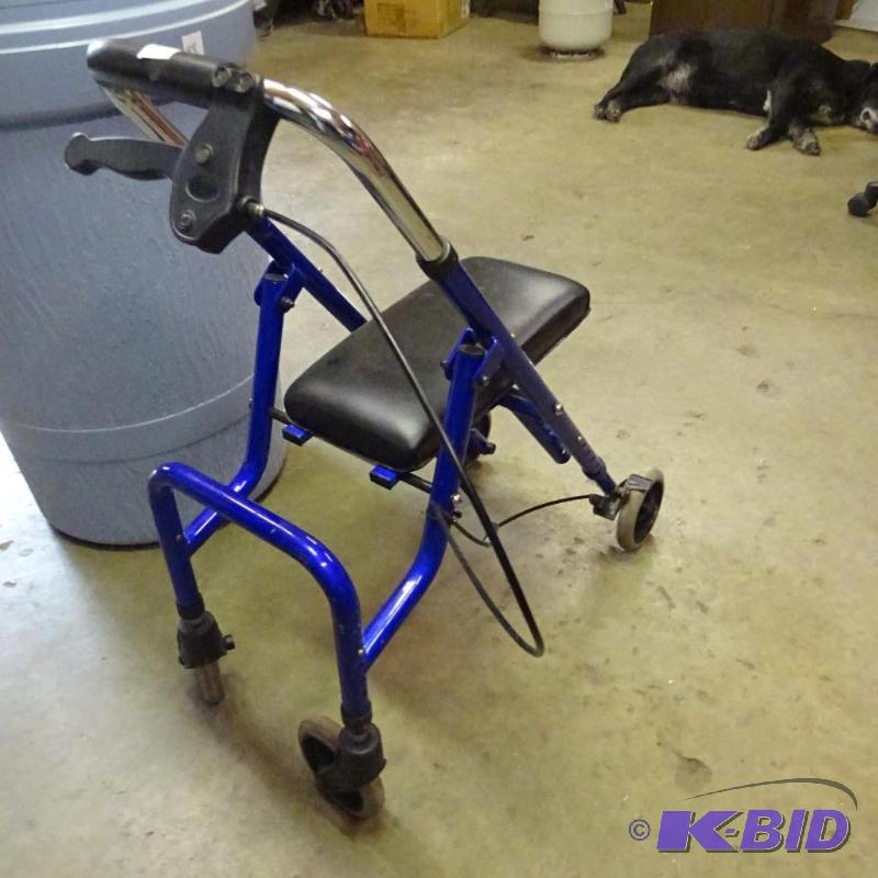 lot 87 image: Invacare Knee Rest Scooter, Fold Up...