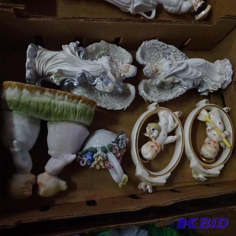 lot 97 image: Decorative Figurines...