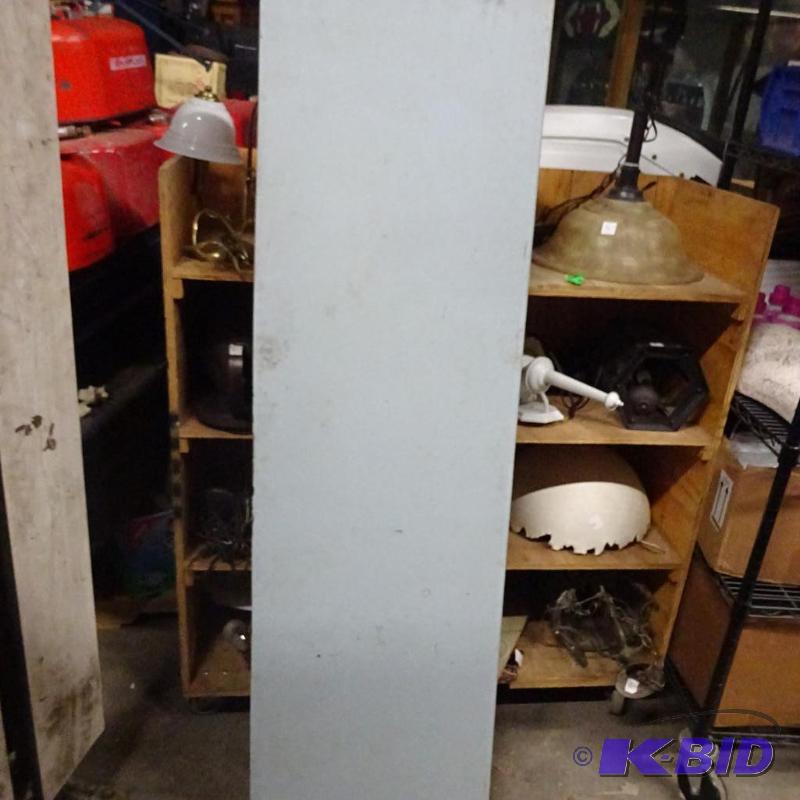 Laminate Counter Top Pieces. Receptionist Sta...