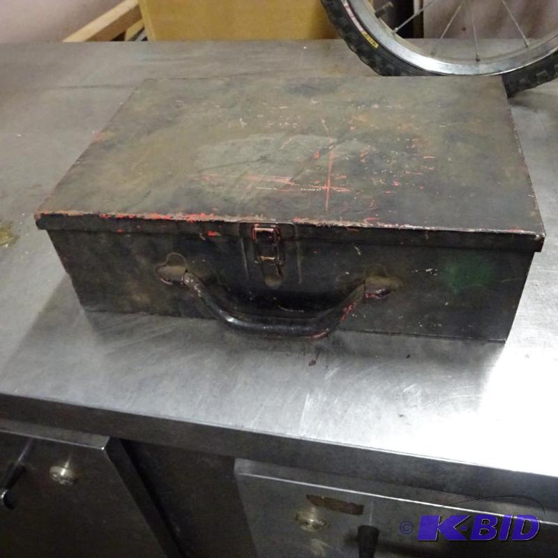 13 X 9 X 4 Metal Tool Case...