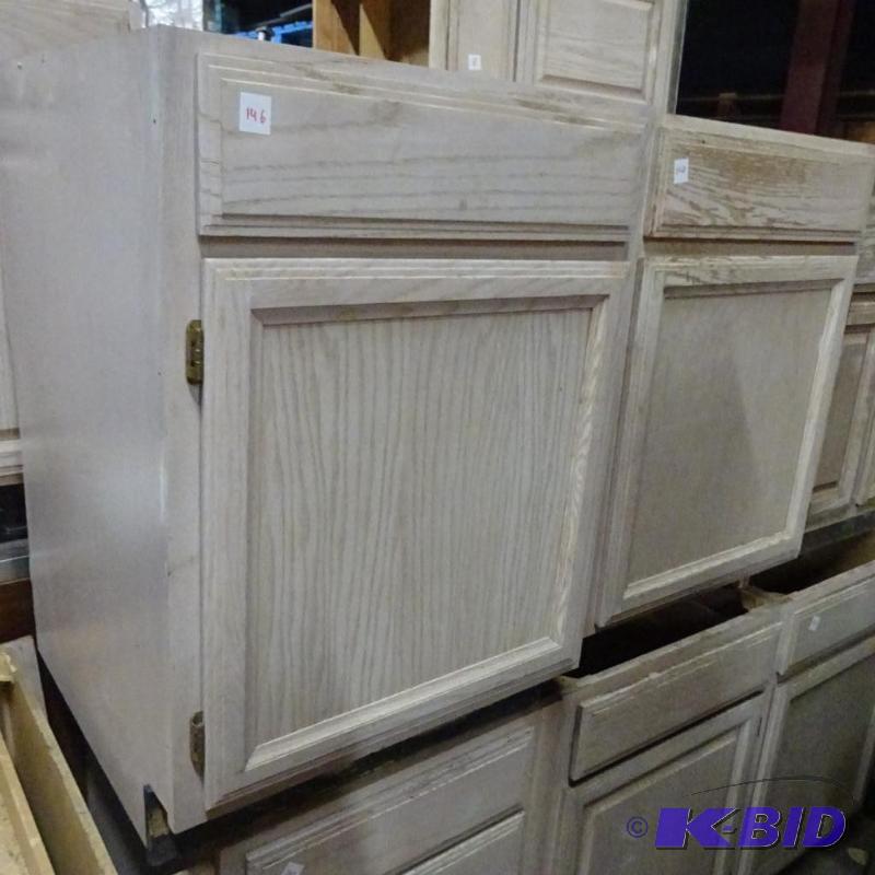 One Door and 1 Drawer Cabinet 24 X 25 X 35...