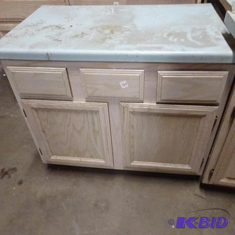2 Drawer and 2 Door Cabinet 37 X 22 X 33...