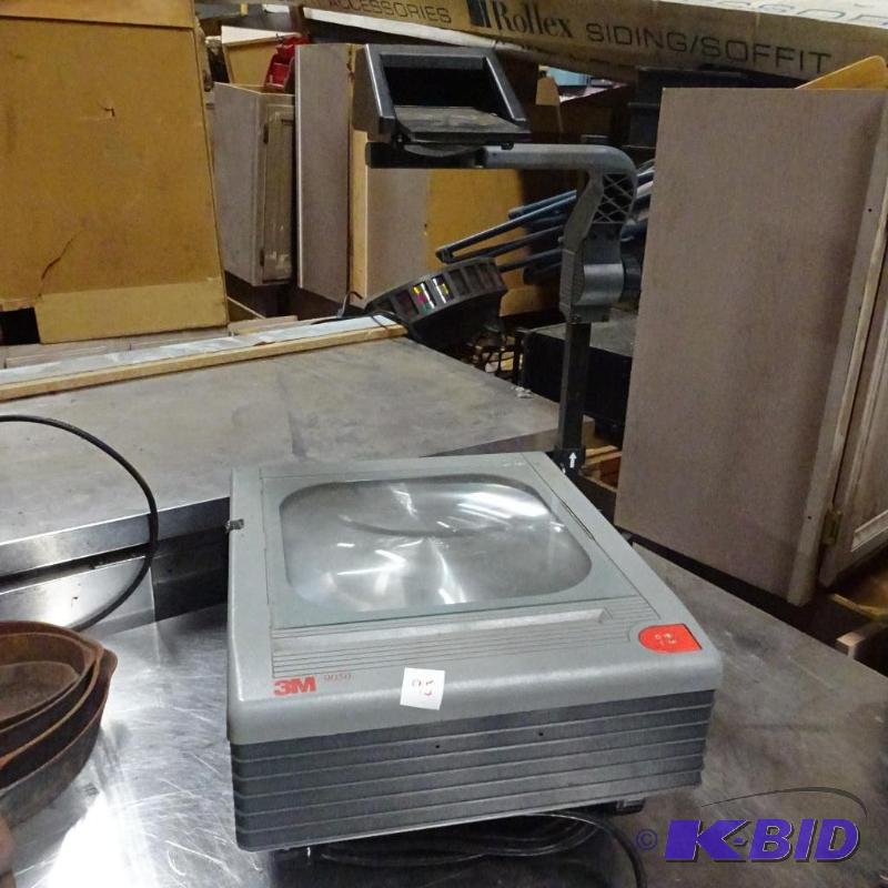 3 M Overhead Projector 9050...