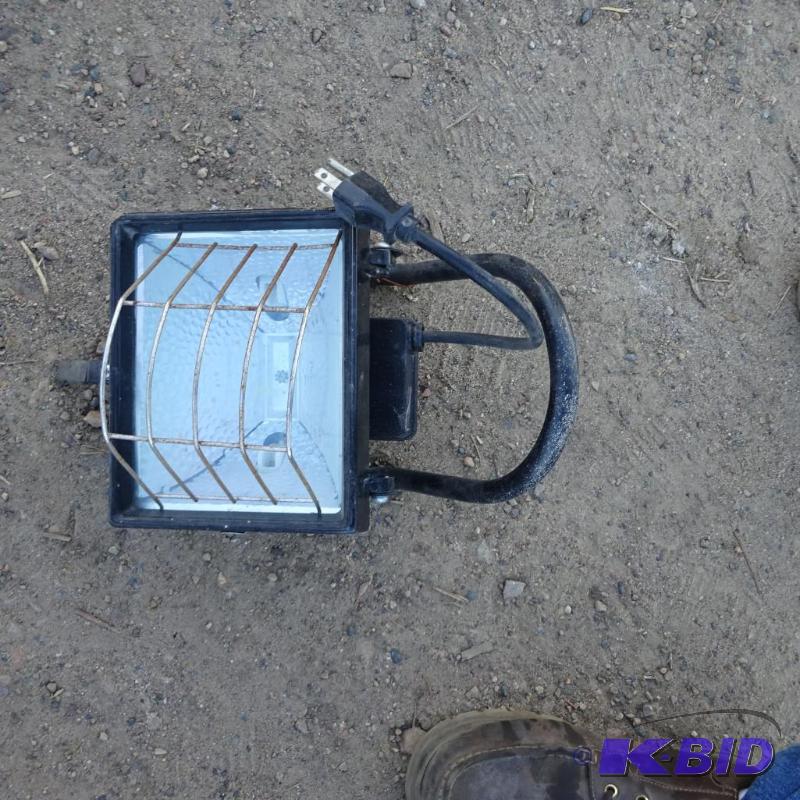 Halogen utility light...