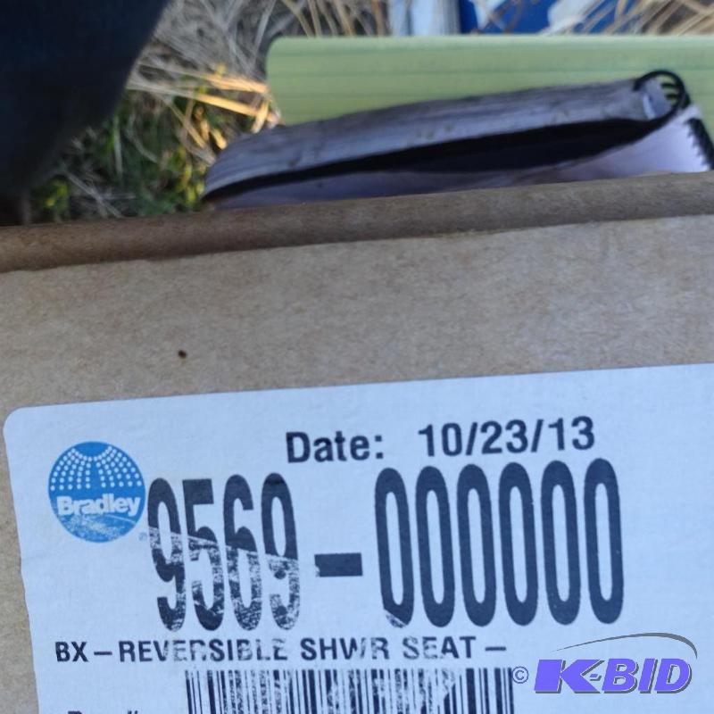 Bradley reversible shower seat. 9590-000000...
