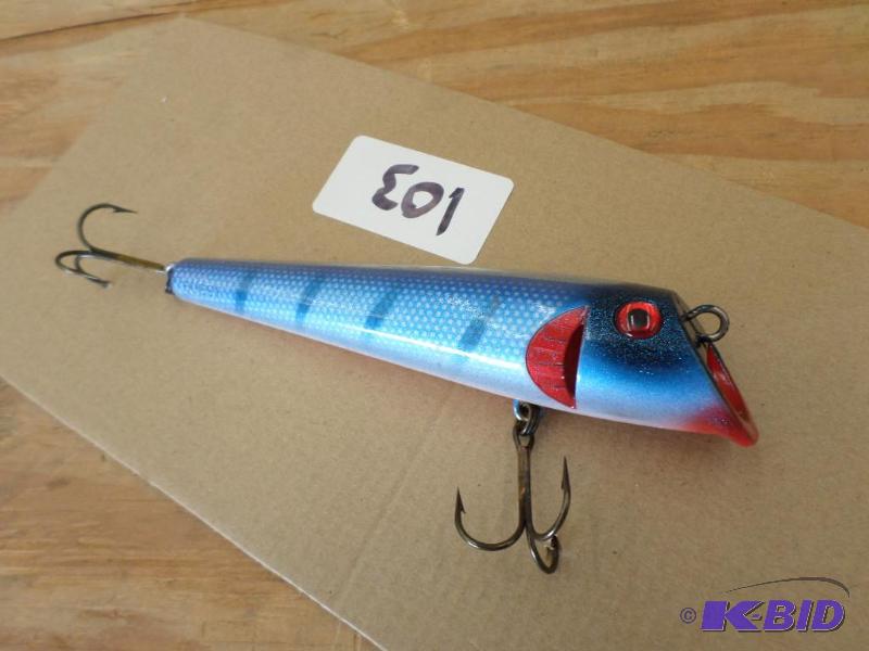 lot 103 image: (1) Muskie Topwater Lure...