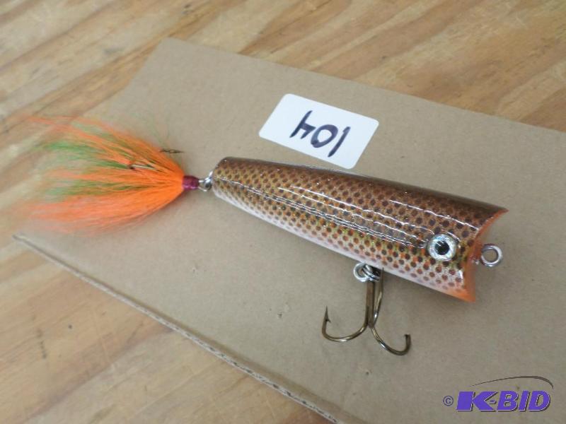 lot 104 image: (1) Muskie Topwater Lure...