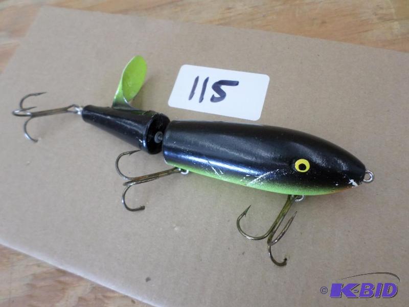 lot 115 image: (1) Jointed Muskie Crankbait...