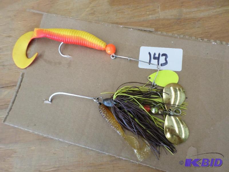 lot 143 image: (1) Muskie Spinner Lures...
