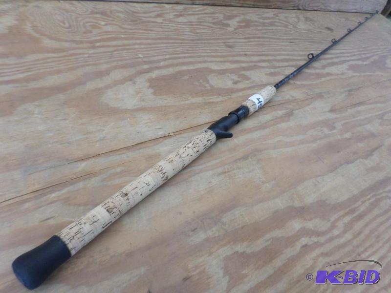 lot 45 image: Custom Made Heavy Action Muskie Casting Rod...