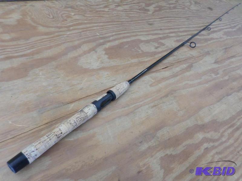 lot 51 image: Cabelas IM7 Journey Trail 6ft Medium Action S...