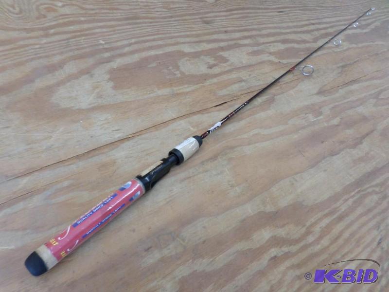 lot 60 image: New Pflueger 46" Ultra-Light Action Spi...