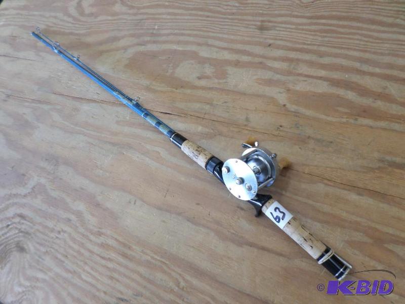 lot 63 image: Vintage True Temper Rod With Shakespeare Serv...