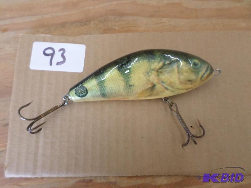 lot 93 image: (1) Muskie Crankbait...