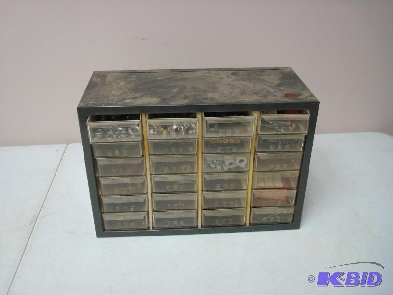 lot 26 image: Hardware And Container...