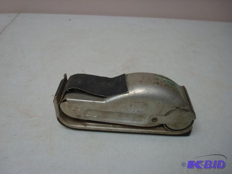 lot 39 image: Vintage Bear Manning Sander...