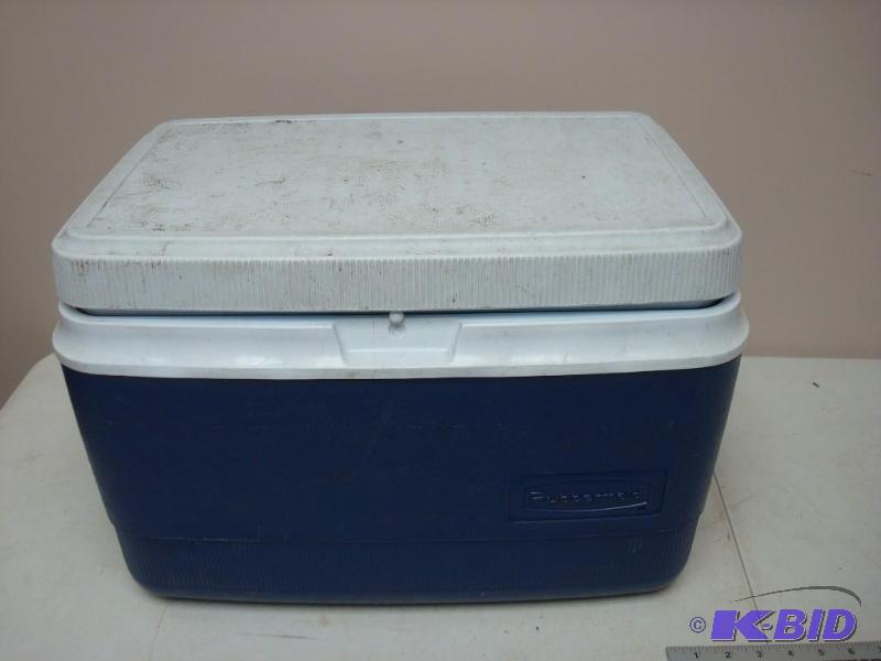 lot 66 image: Small Medium Blue Cooler Some Wear...